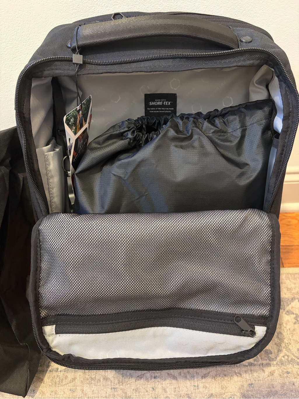 Solgaard Endeavor 2.0 (Venture) Backpack With Closet Large Baltic Black Nwt — image 4 of 7